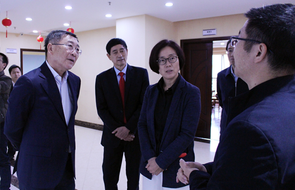 江西省委常委、贛州市委書(shū)記吳忠瓊蒞臨我司調(diào)研指導(dǎo)工作