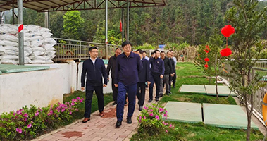 贛州市委常委、常務(wù)副市長(zhǎng)高世文一行先后到挺進(jìn)環(huán)保定南馬山逕、龍南黃沙稀土尾水項(xiàng)目調(diào)研